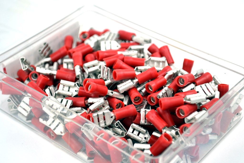 0,50-1,50mm Kablo Ucu 6,3 Dişi Fiş Kırmızı Sıkmalı