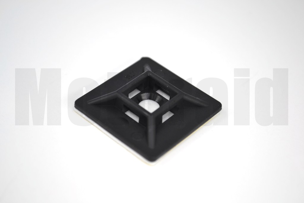 Siyah 20x20 Yapışkanlı Kroşe Ortadan Delikli (Kablo Bağı Genişliği 3,6mm'e Kadar)